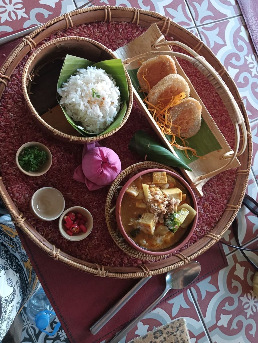 Khmer curry, served the traditional way